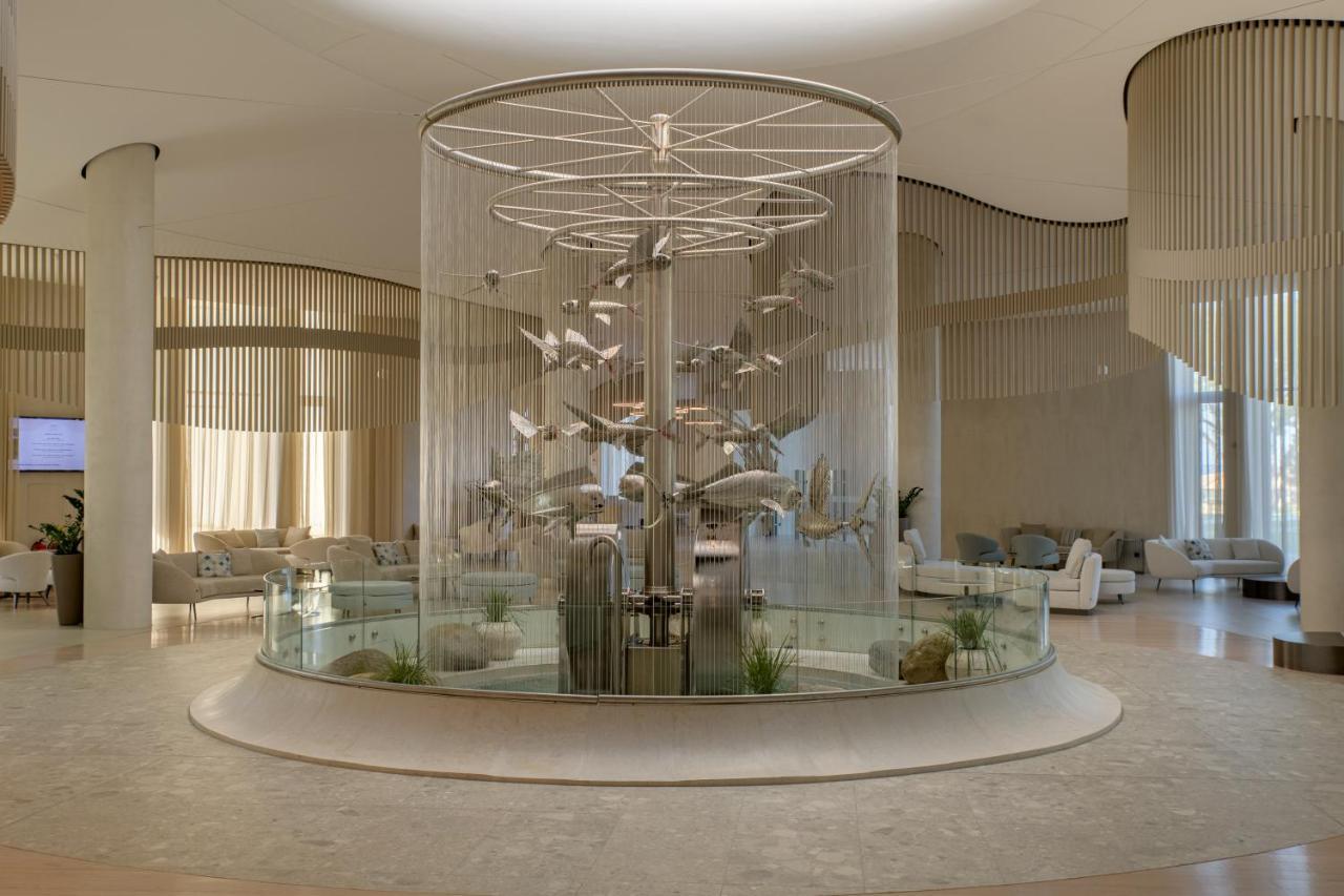 ホテル Ensana Aquahouse セインツ・コンスタンティン＆ヘレナ エクステリア 写真 The lobby of the hotel