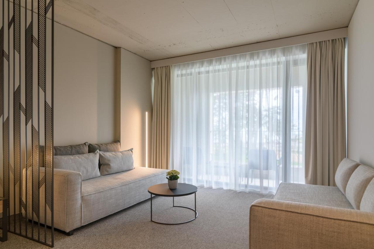 ホテル Ensana Aquahouse セインツ・コンスタンティン＆ヘレナ エクステリア 写真 A living room at the Hotel