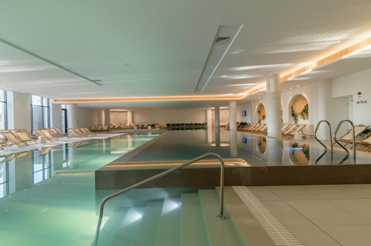 ホテル Ensana Aquahouse セインツ・コンスタンティン＆ヘレナ エクステリア 写真 The spa at the InterContinental Budapest